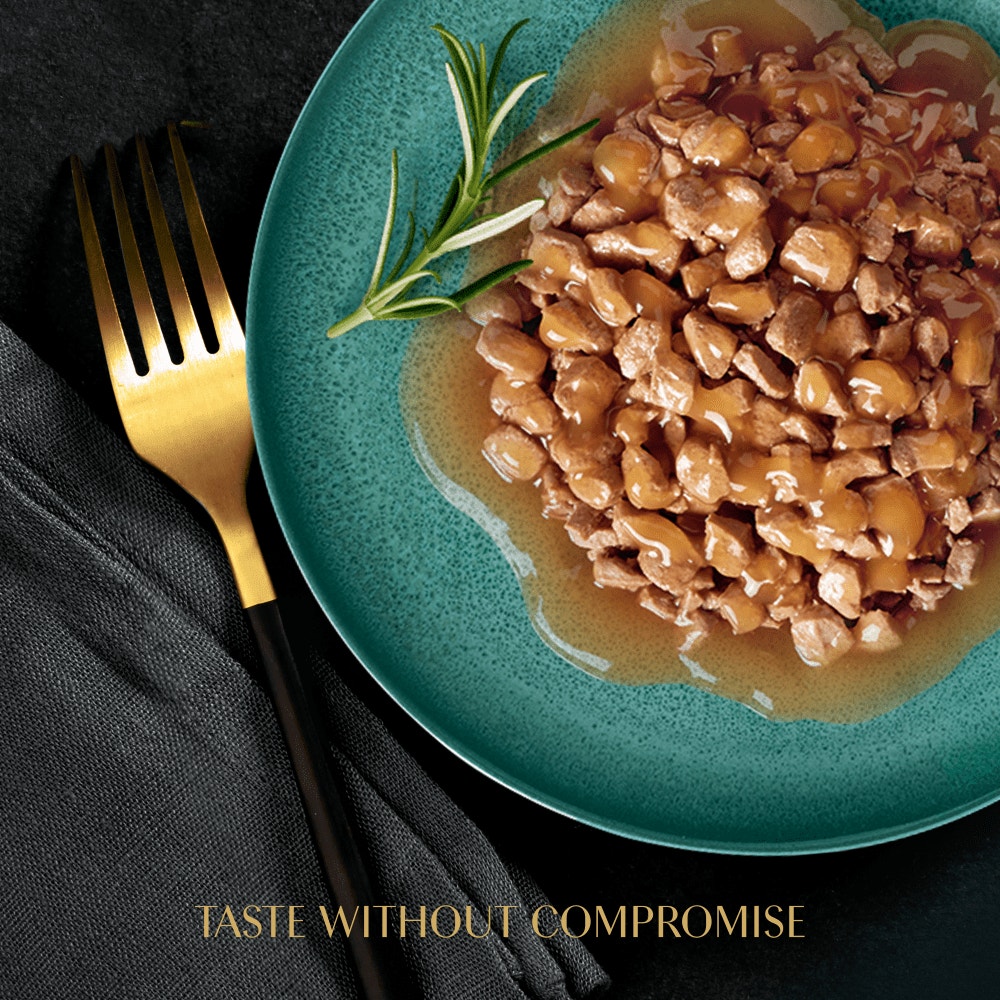 SHEBA® Sauce Collection Adult Wet Cat Food Sauce Lover with Tuna 85g Tray - 2